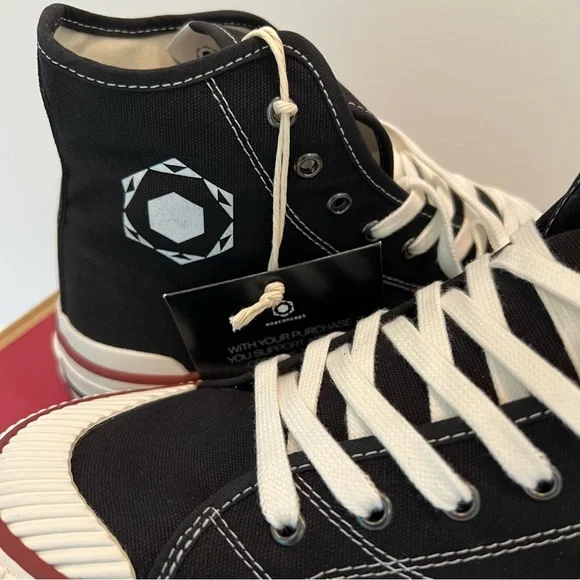 New Mickey Mouse Sneakers M 9.5 / 43 EUR / W 12 Canvas Disney MOA CONCEPT Hi-Top
